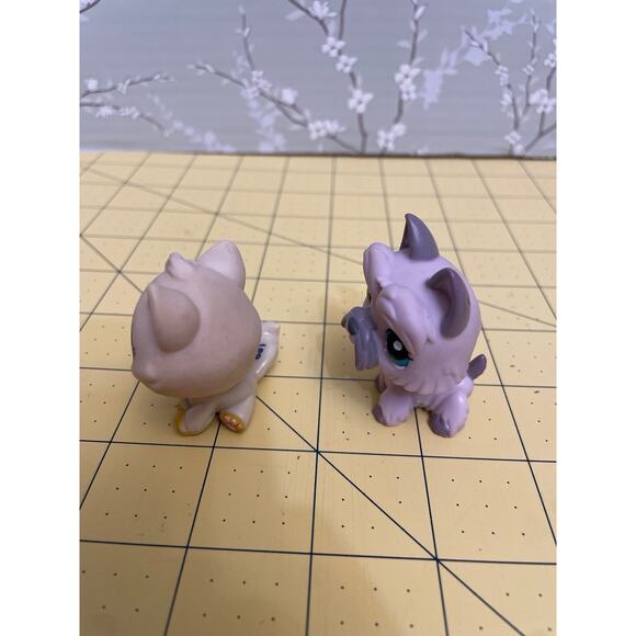 Hasbro LPS Littlest Pet Shop Scotty Dog & Cream Colored Cat Figure Lot Of 2 - Picture 2 of 8